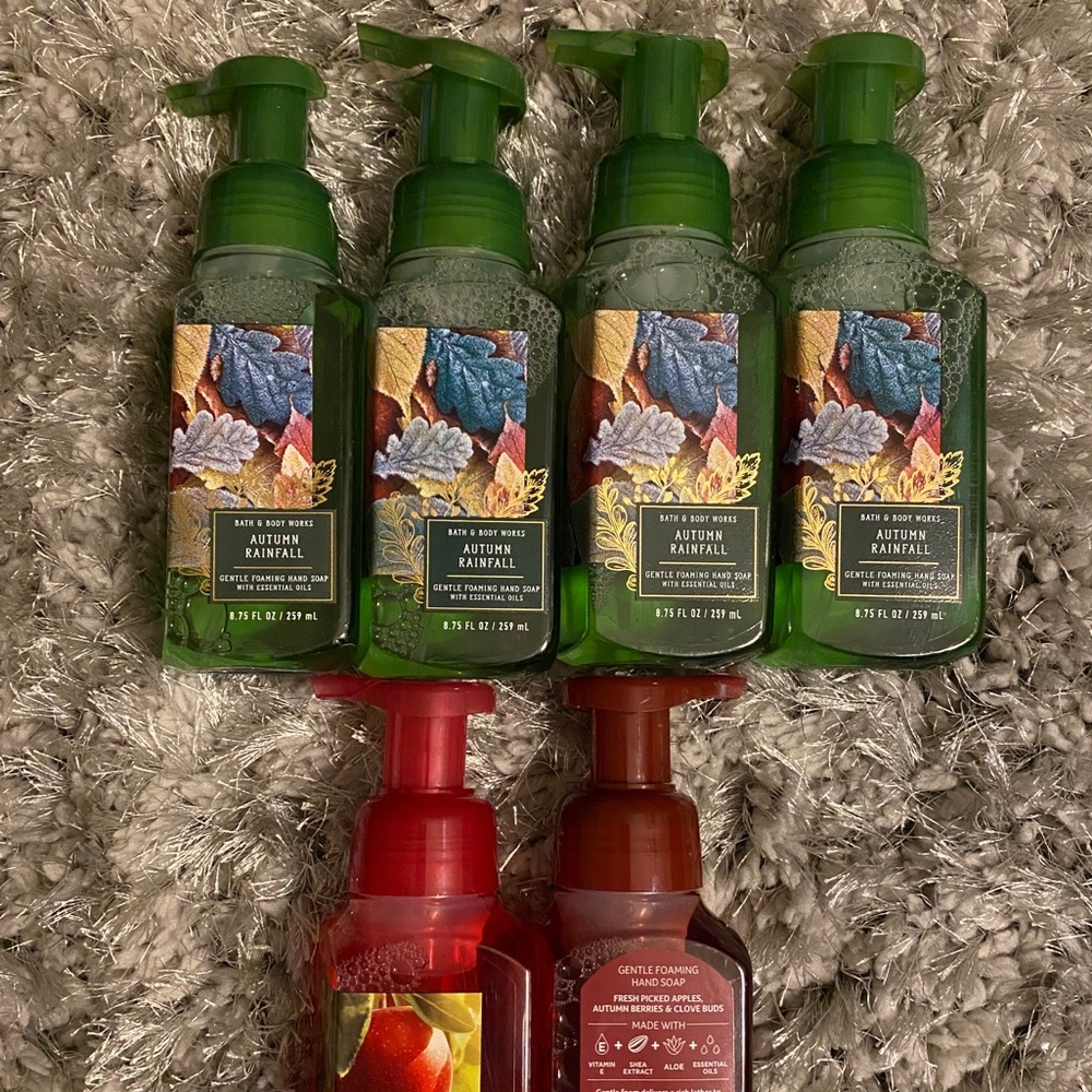 Hand soaps - Picture 2 of 2